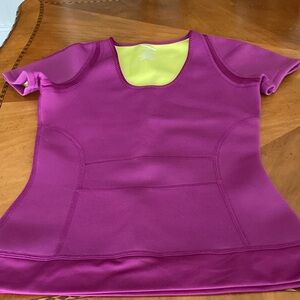 Purple Fitted Short Sleeve Tee with Yellow Highlights